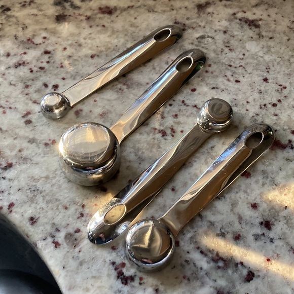 All-Clad Standard Measuring Spoons — Set of 4 - Picture 4 of 6